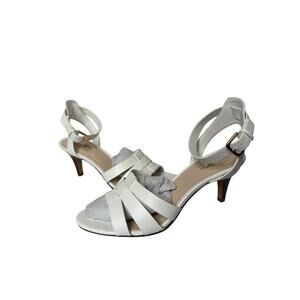 NWT Coach & Four Size 9 White Callie Leather Ankle Strap Stiletto Sandal Wedding